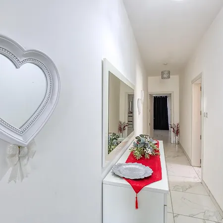 Cosy, Comfy 2br In Central By 360 Estates Marsaxlokk