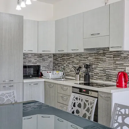 Apartament Cosy, Comfy 2br In Central By 360 Estates *