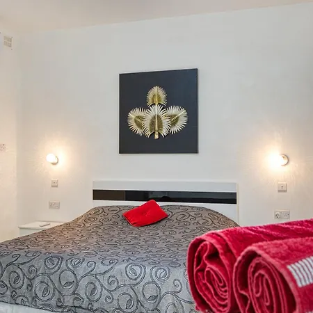 Cosy, Comfy 2br In Central By 360 Estates