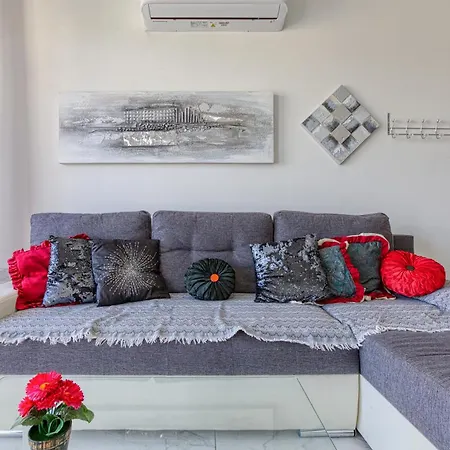 Cosy, Comfy 2br In Central By 360 Estates * Marsaxlokk