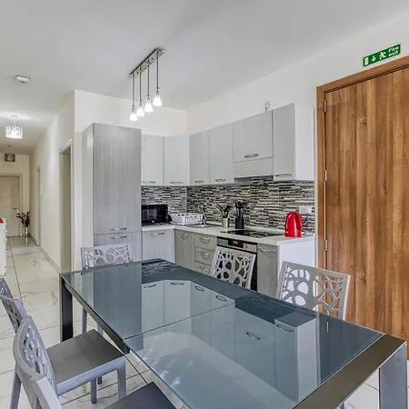 Cosy, Comfy 2br In Central By 360 Estates * Marsaxlokk